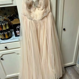 David’s Bridal. David’s Bridal studio wedding dress. Size 20W. Color Stone